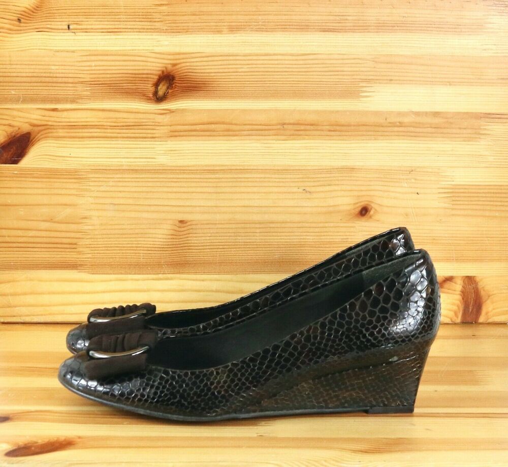 Stuart Weitzman Women's Wedge Shoes Size 8.5 Mahogany Brown Snake Print